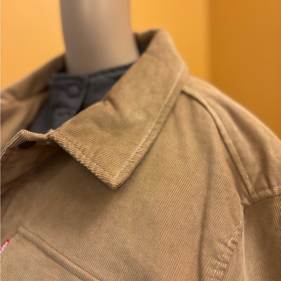 Levi's Tan Shirt Jacket - Picture 6 of 11